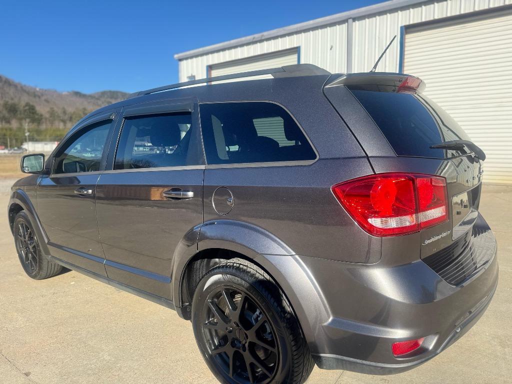 2015 Dodge Journey - $4,995