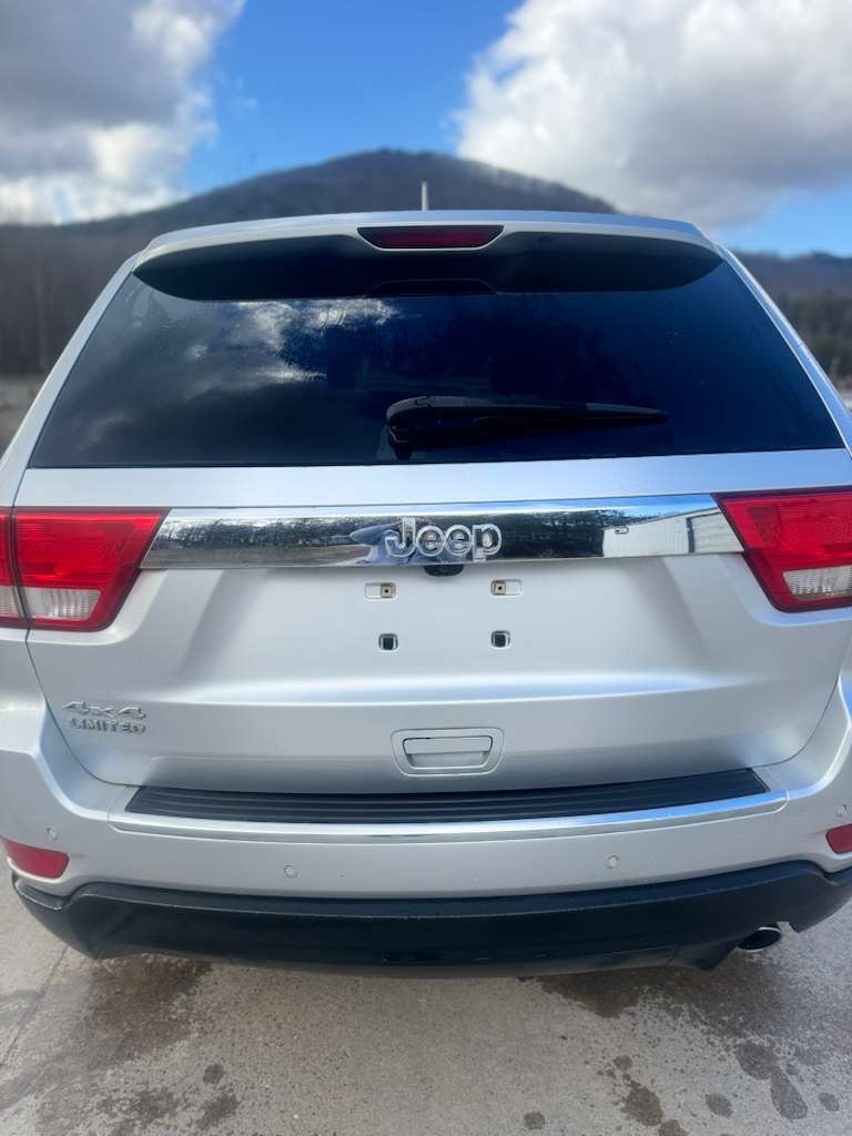 2011 Jeep Cherokee - $6,995