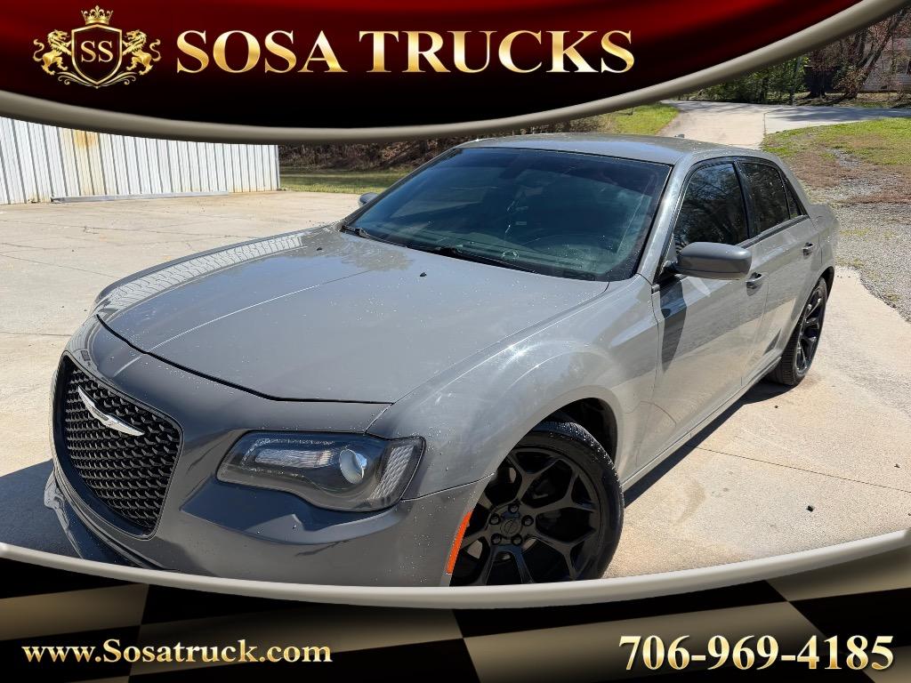 2019 Chrysler 300 - $8,995
