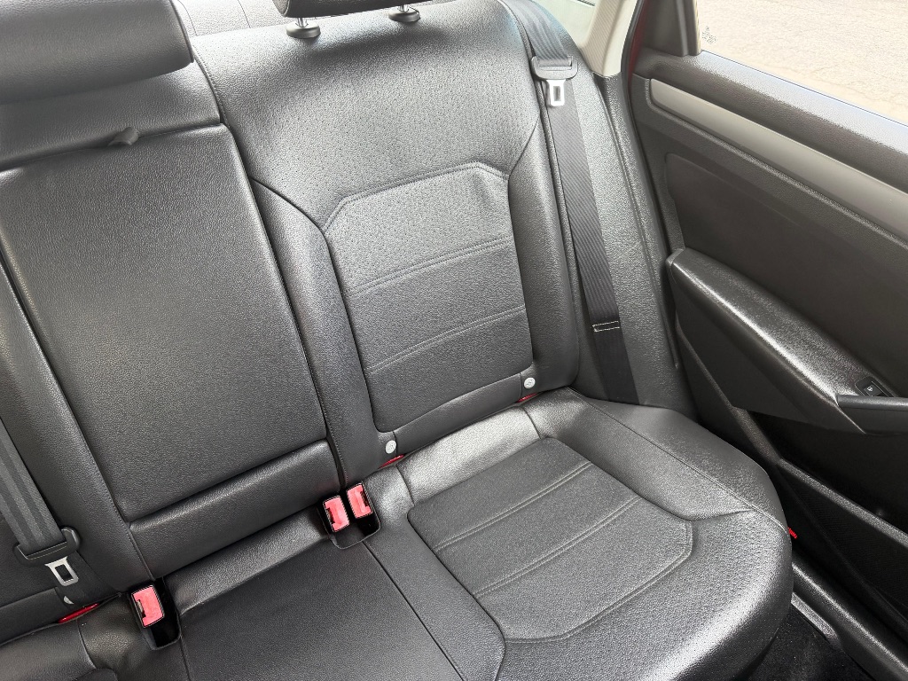 2015 Volkswagen Passat - $5,900