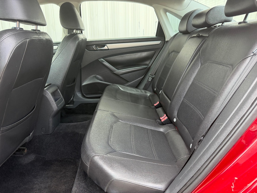 2015 Volkswagen Passat - $5,900