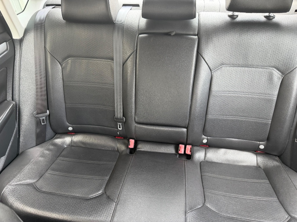 2015 Volkswagen Passat - $5,900