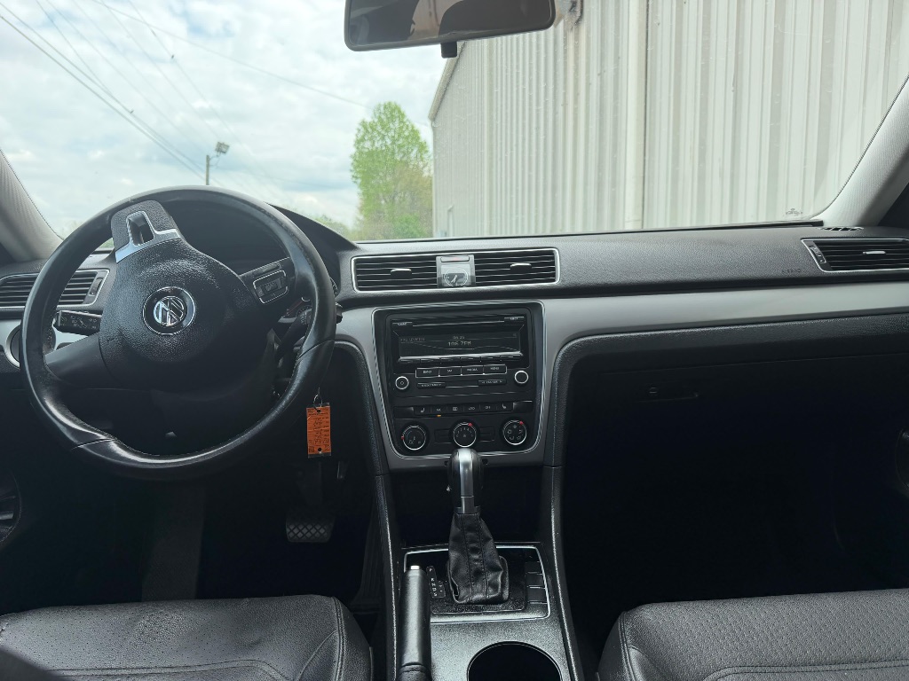 2015 Volkswagen Passat - $5,900