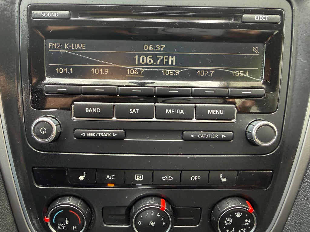 2015 Volkswagen Passat - $5,900