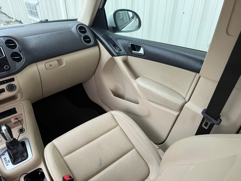 2016 Volkswagen Tiguan - $6,995