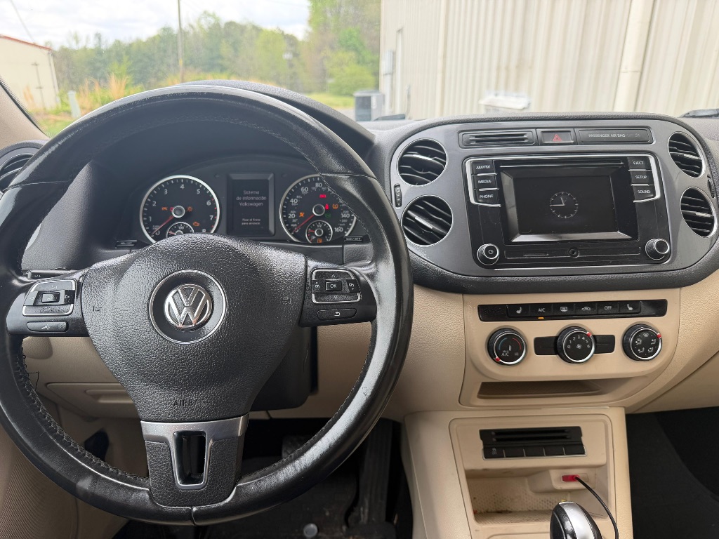 2016 Volkswagen Tiguan - $6,995