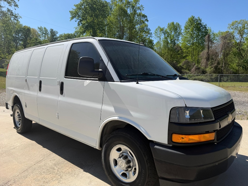 2018 Chevrolet Express - $12,895