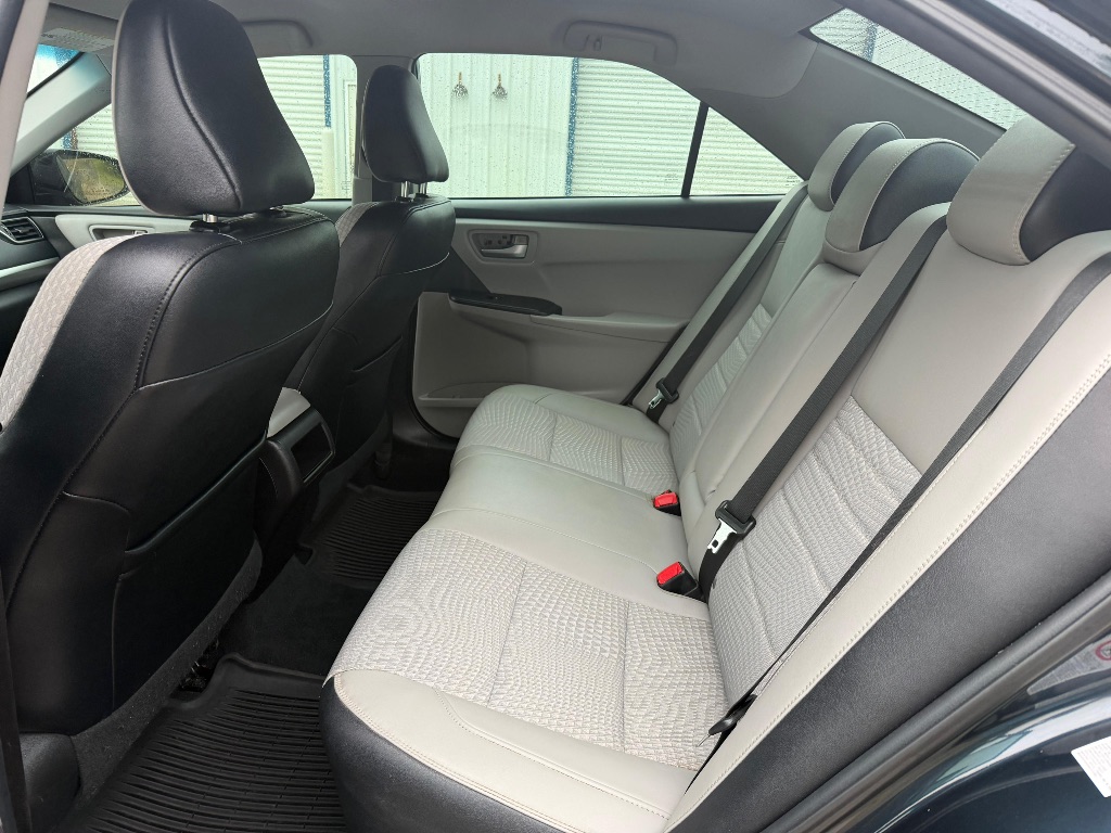 2015 Toyota Camry - $13,995