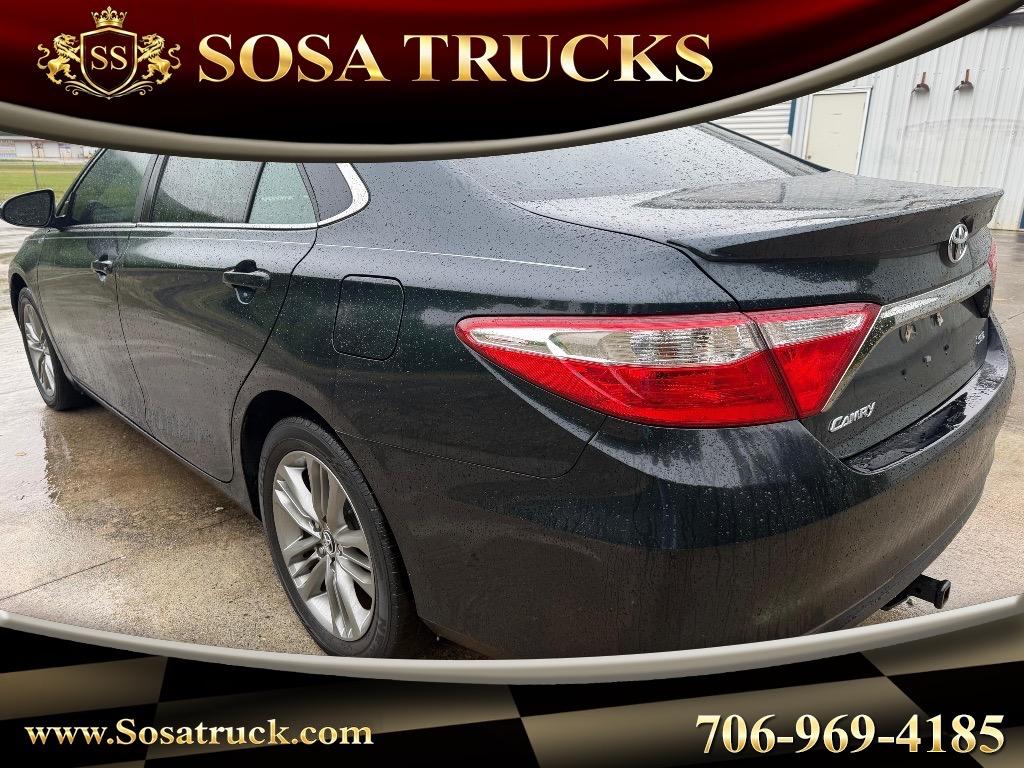 2015 Toyota Camry - $13,995