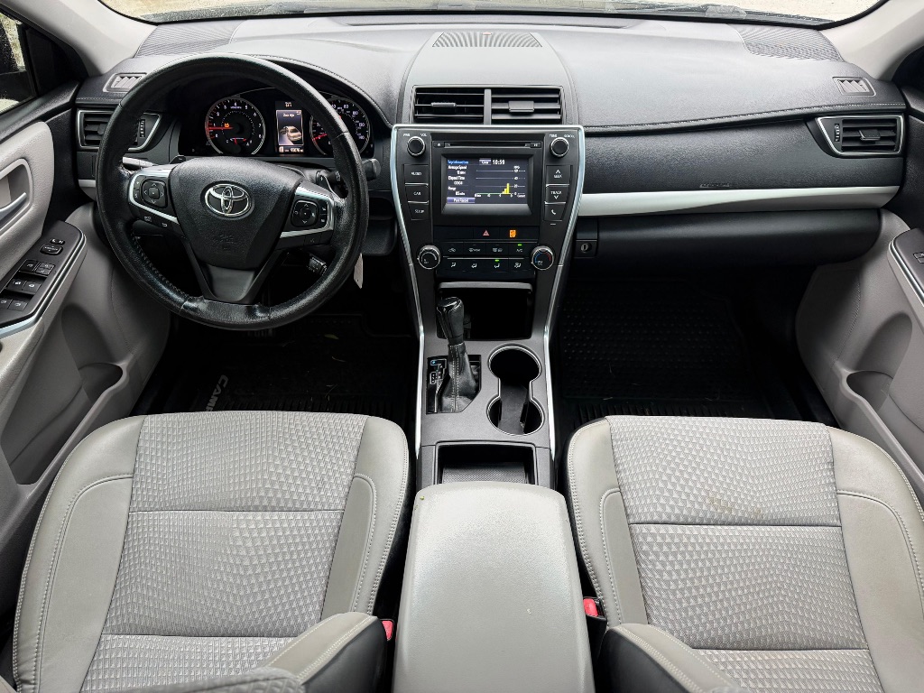 2015 Toyota Camry - $13,995