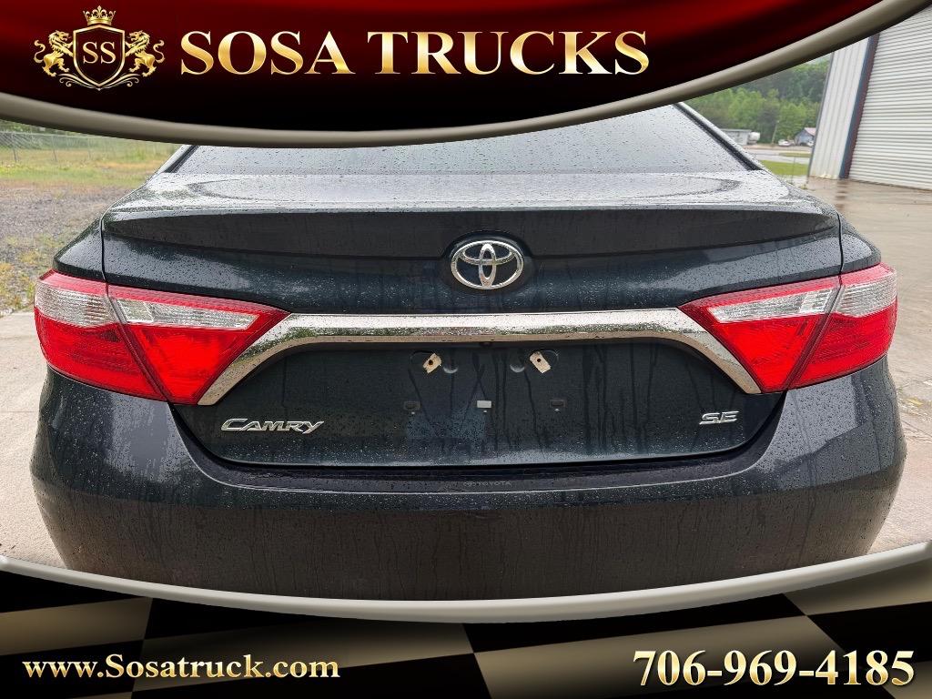2015 Toyota Camry - $13,995