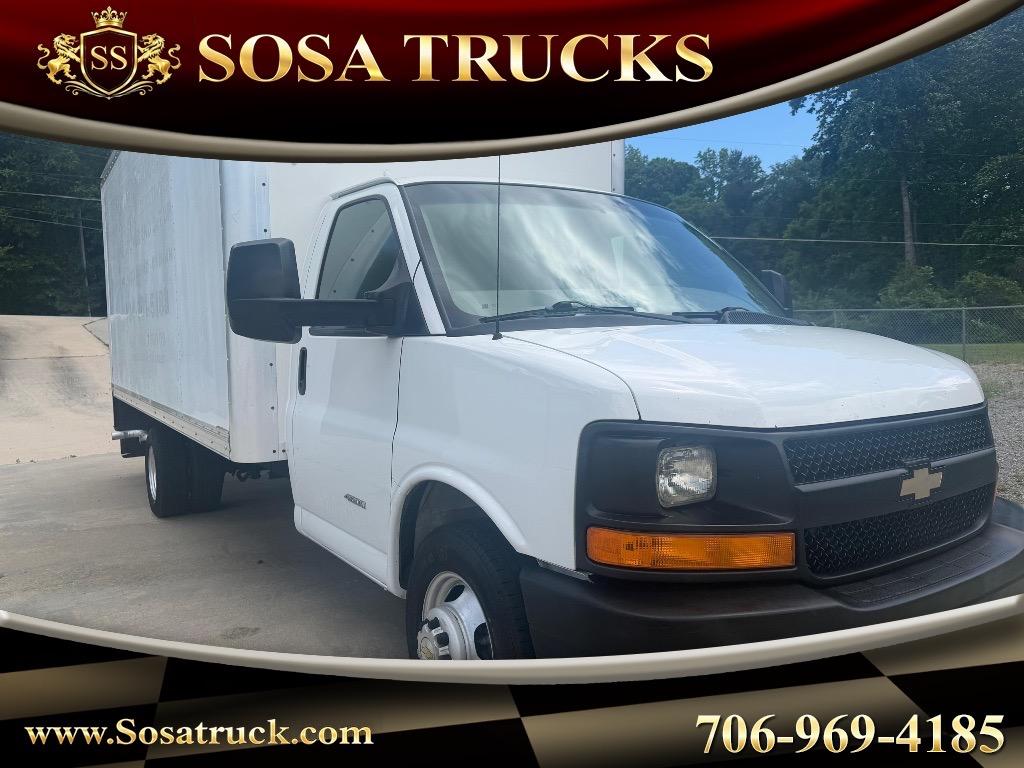 2017 Chevrolet Commercial Vans - $10,995