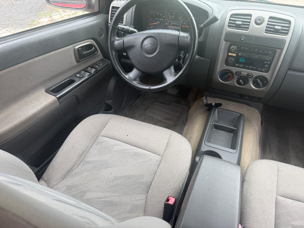 2005 Chevrolet Colorado - $8,995