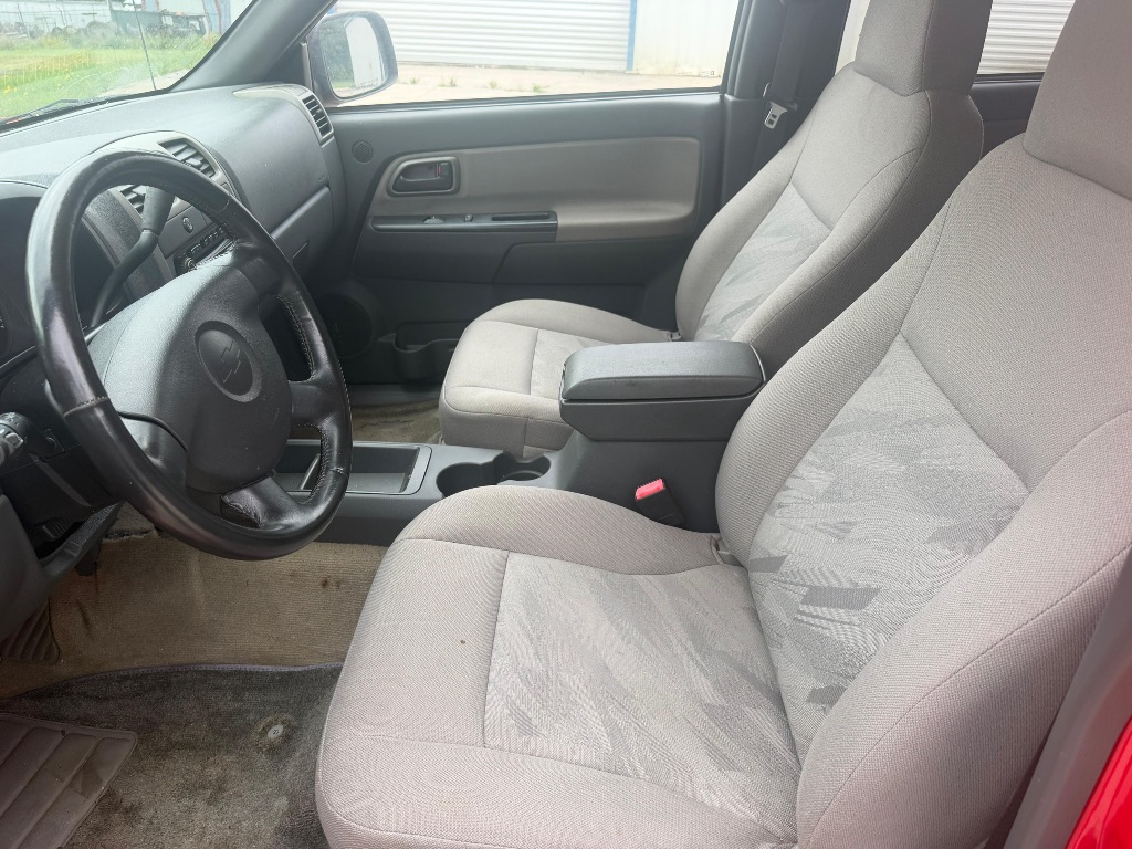 2005 Chevrolet Colorado - $8,995