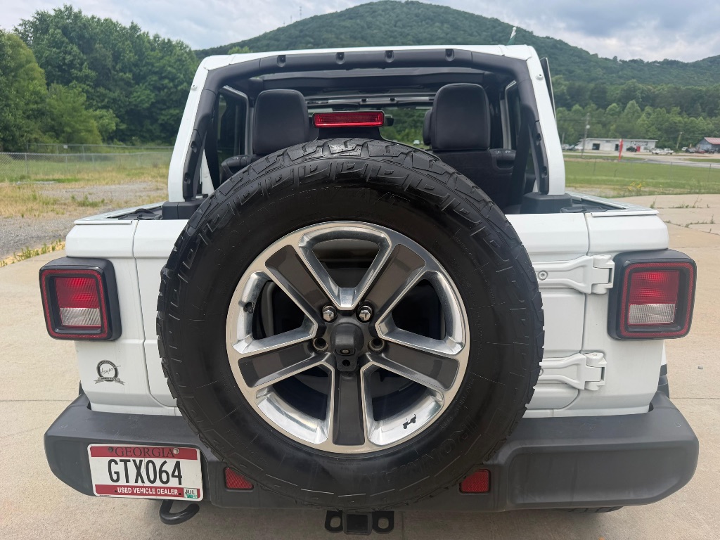 2018 Jeep Wrangler - $21,995