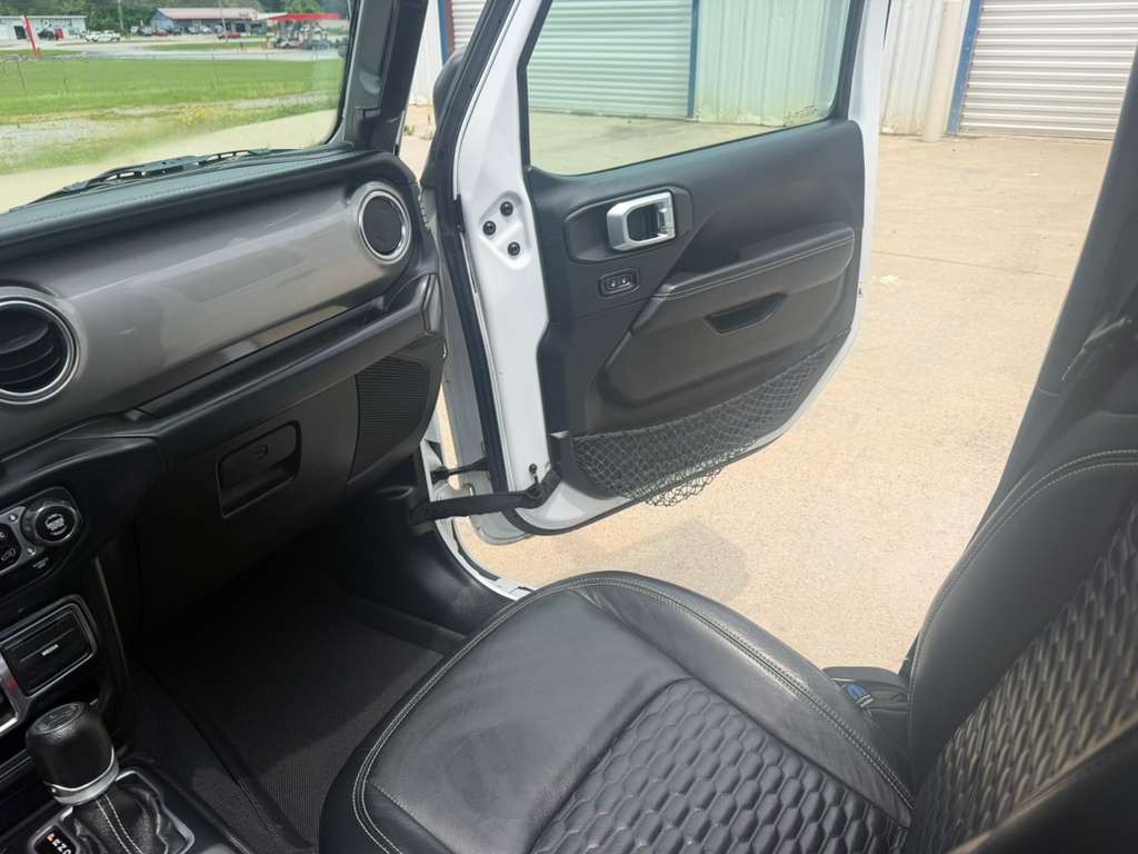 2018 Jeep Wrangler - $21,995