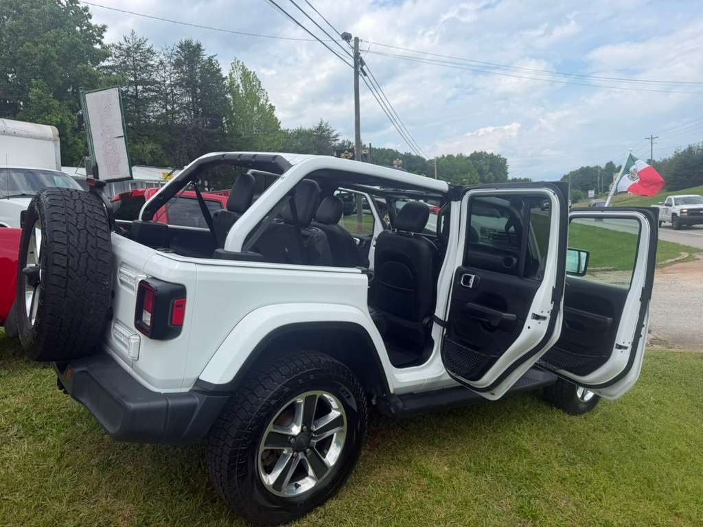 2018 Jeep Wrangler - $21,995