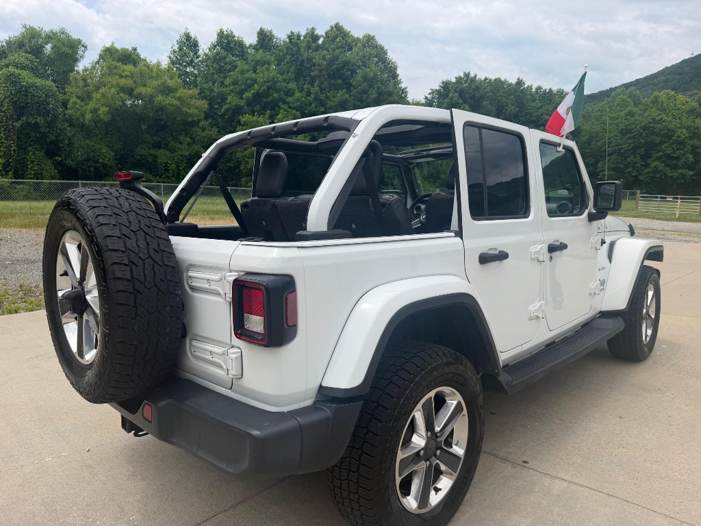 2018 Jeep Wrangler - $21,995