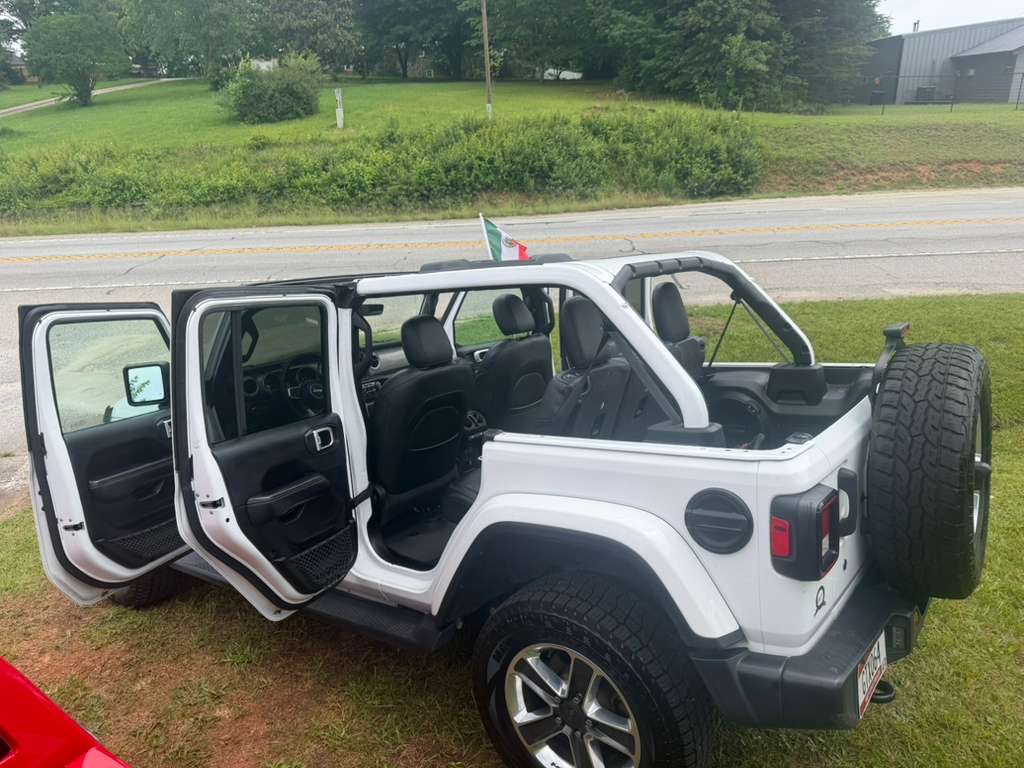 2018 Jeep Wrangler - $21,995