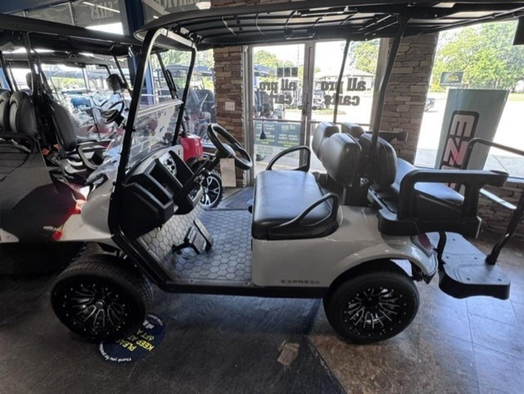 2026 EZGO RXV Summit XT - $12,995