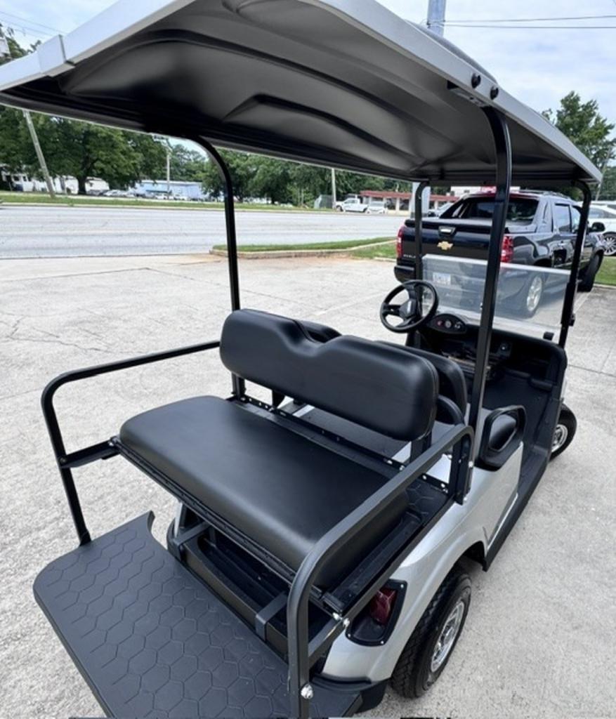 2020 EZGO RXV - $10,995