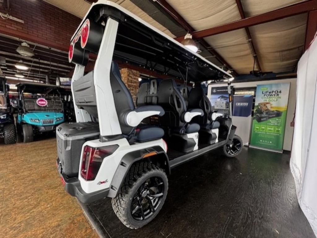 2026 Evolution DMax XT-6 4WD - $18,995
