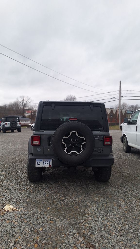 2018 Jeep Wrangler - $18,999