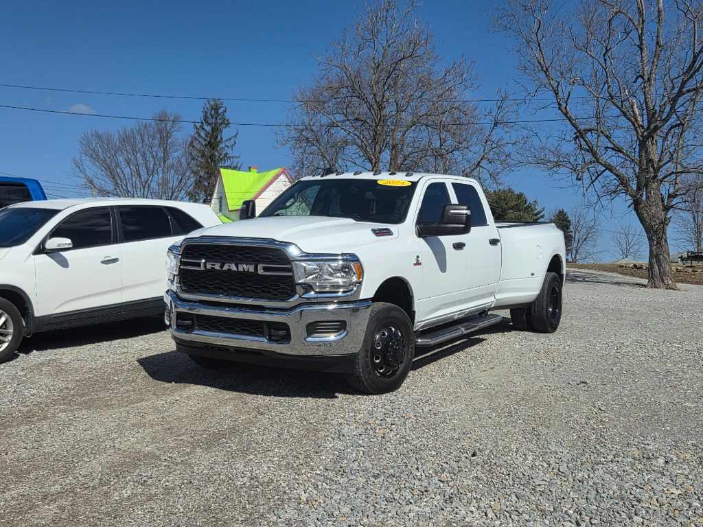 2024 Ram 3500 - $32,500