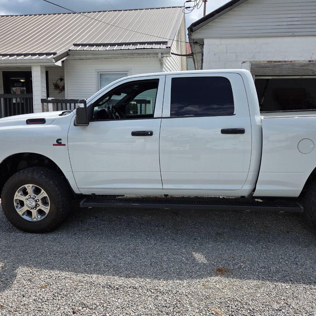 2023 Ram 2500 - $34,500