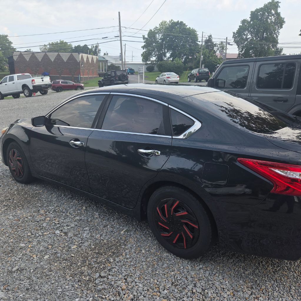 2017 Nissan Altima - $5,999