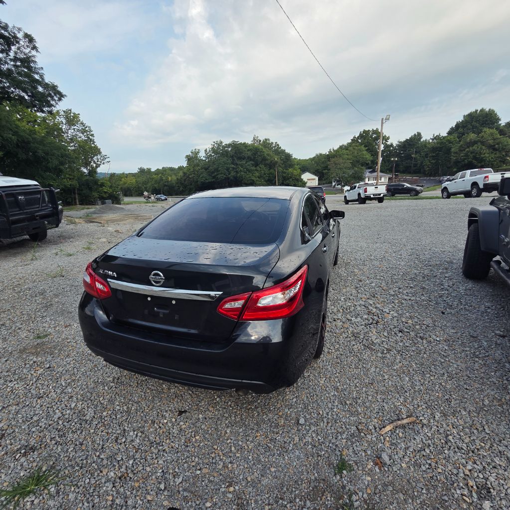 2017 Nissan Altima - $5,999
