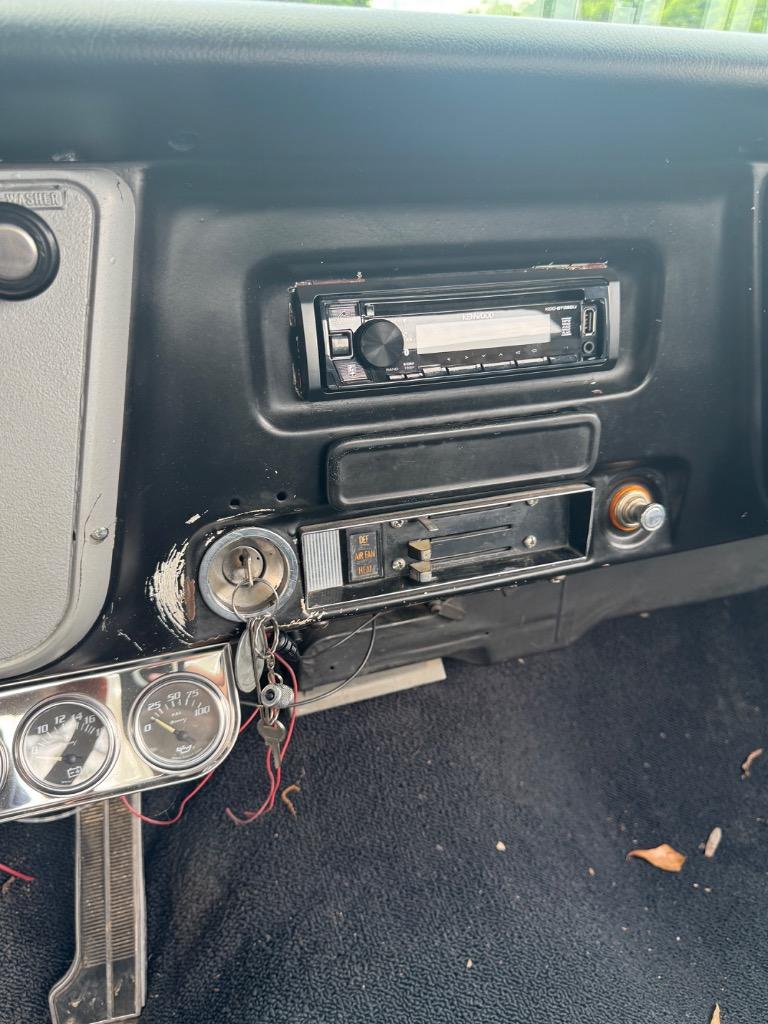 1970 Chevrolet C10 - $21,900