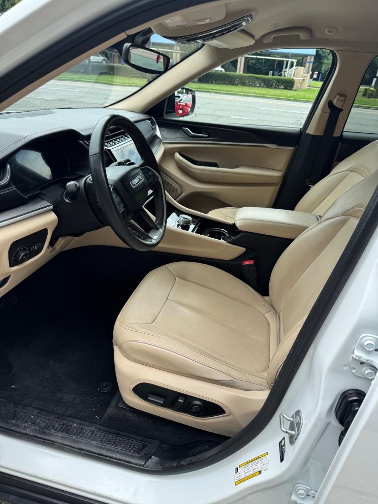 2022 Jeep Cherokee - $19,700
