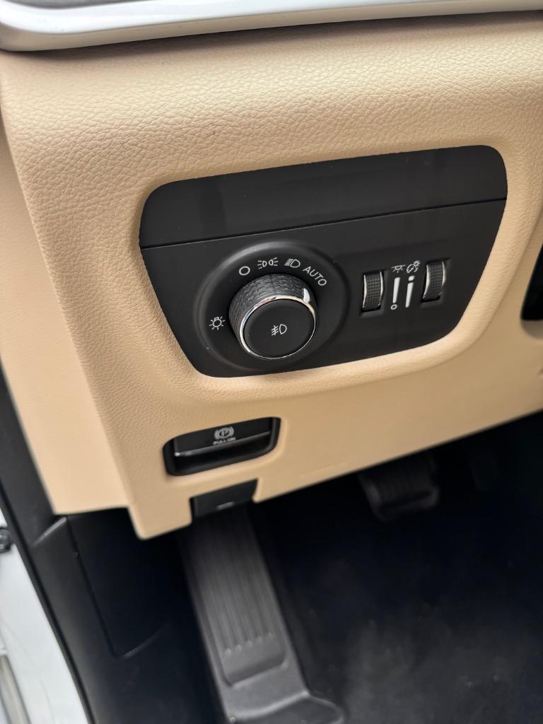 2022 Jeep Cherokee - $19,700
