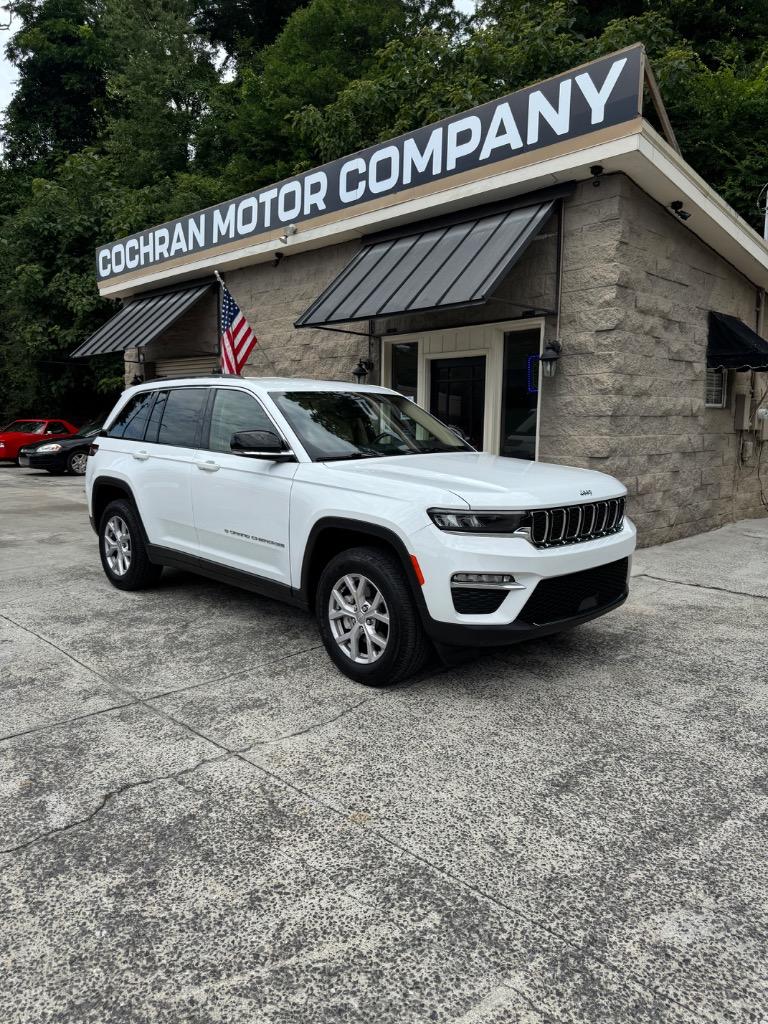 2022 Jeep Cherokee - $19,700