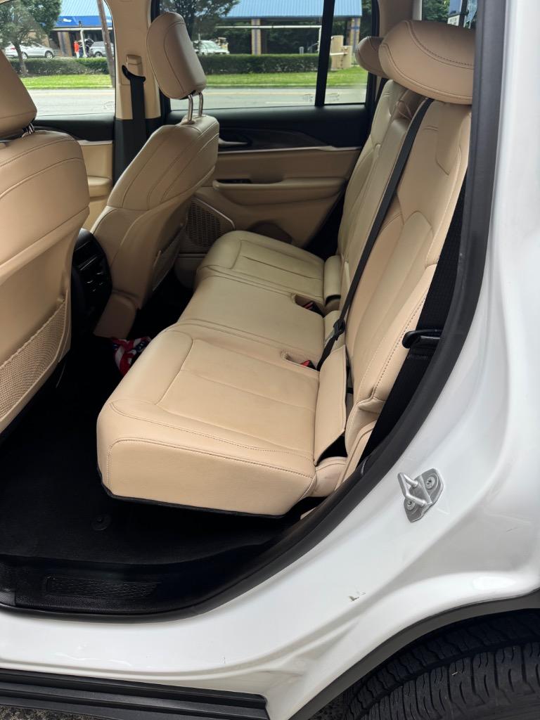 2022 Jeep Cherokee - $19,700