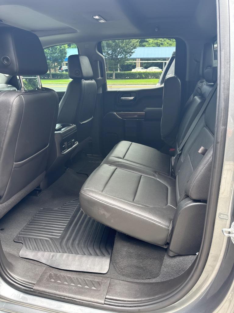 2021 Chevrolet Silverado - $26,900