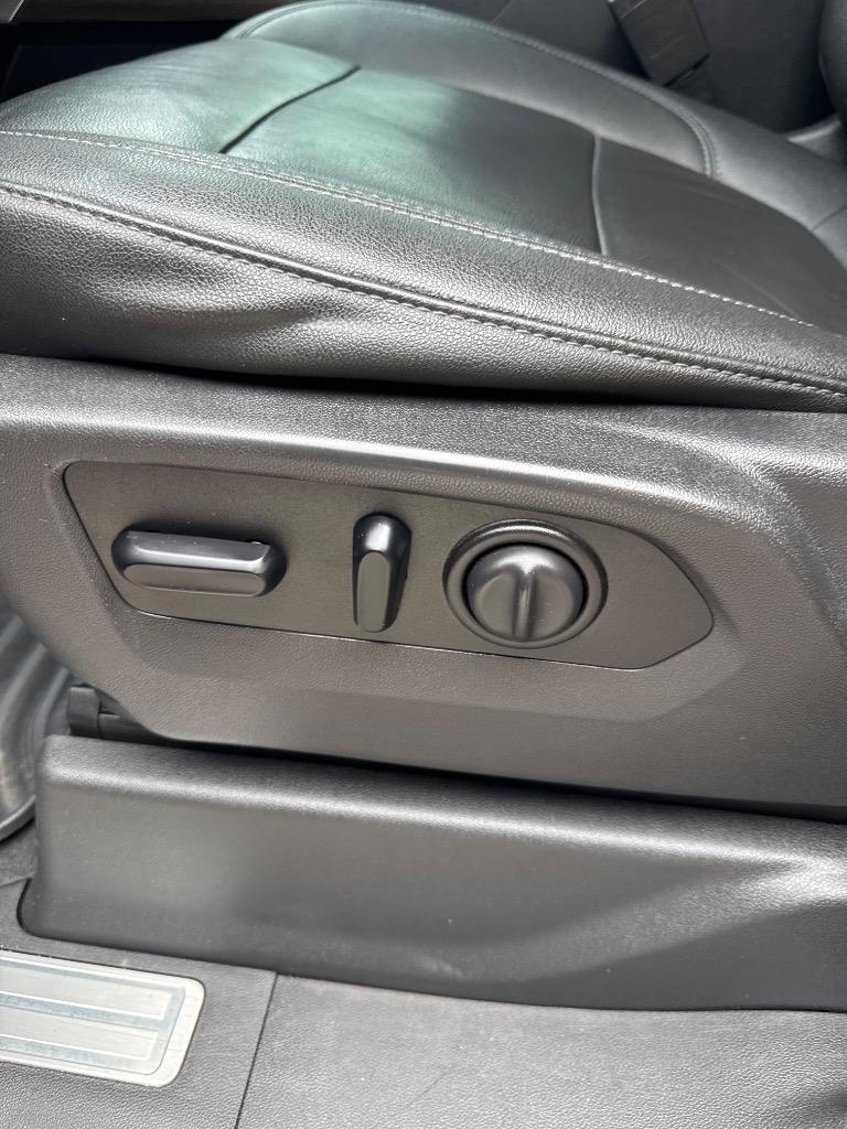 2021 Chevrolet Silverado - $26,900