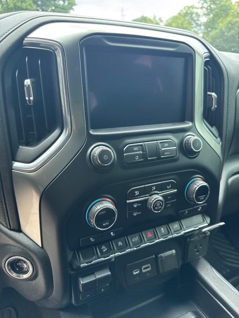 2021 Chevrolet Silverado - $26,900