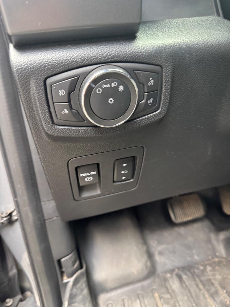 2020 Ford F-150 - $23,900