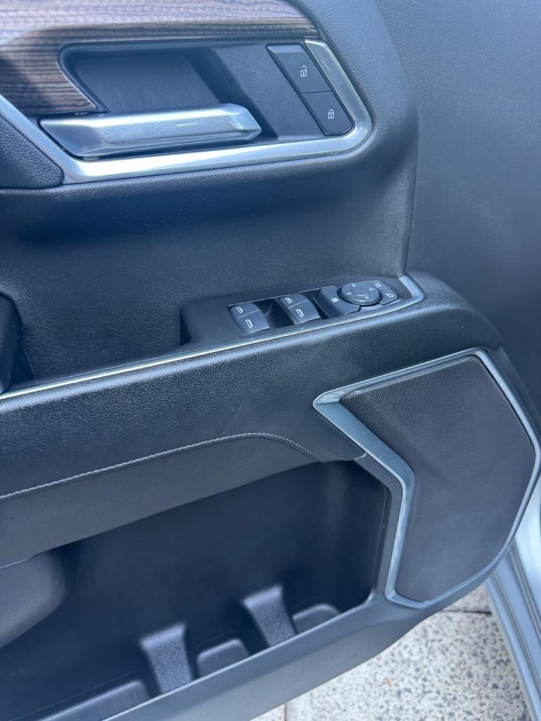 2025 Chevrolet Silverado 1500 - $32,900