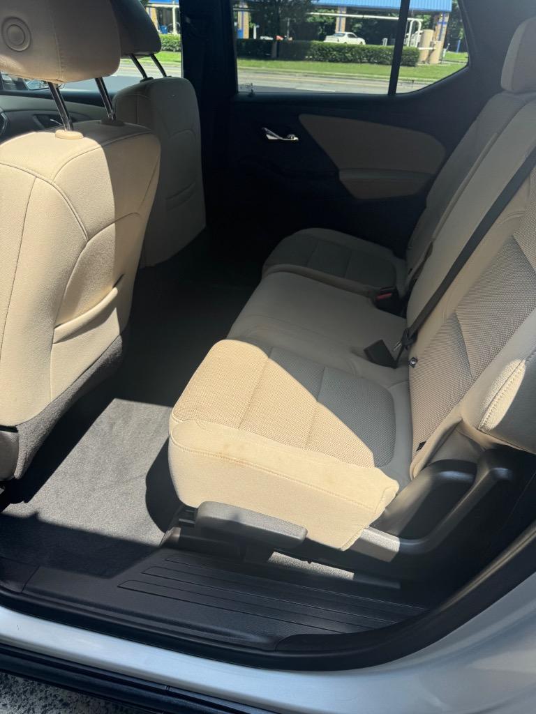 2022 Chevrolet Traverse - $21,900