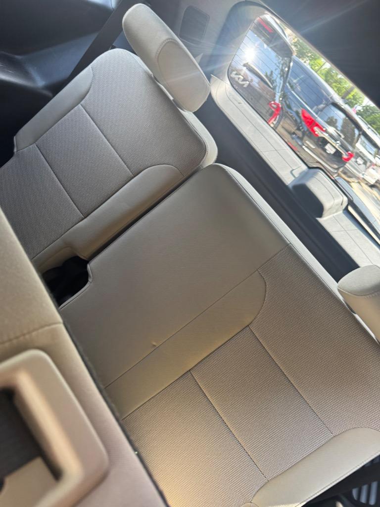 2022 Chevrolet Traverse - $21,900