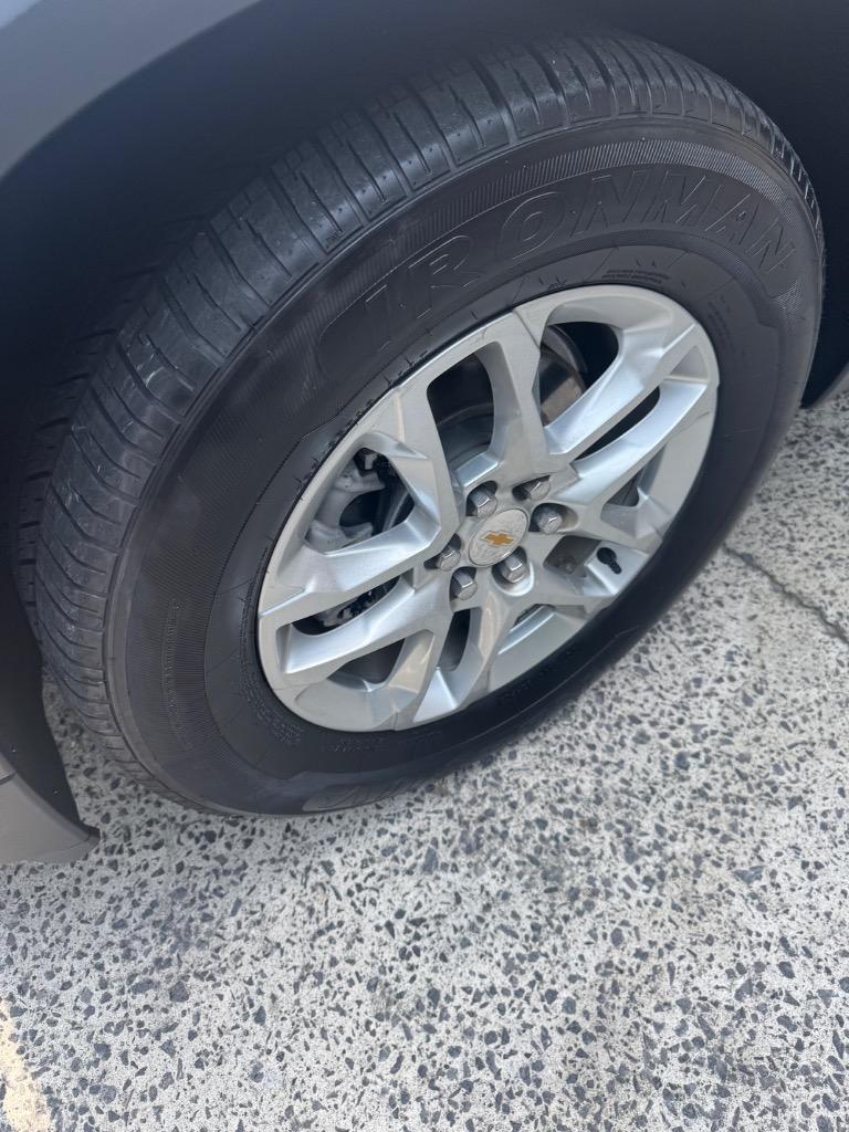 2022 Chevrolet Traverse - $21,900