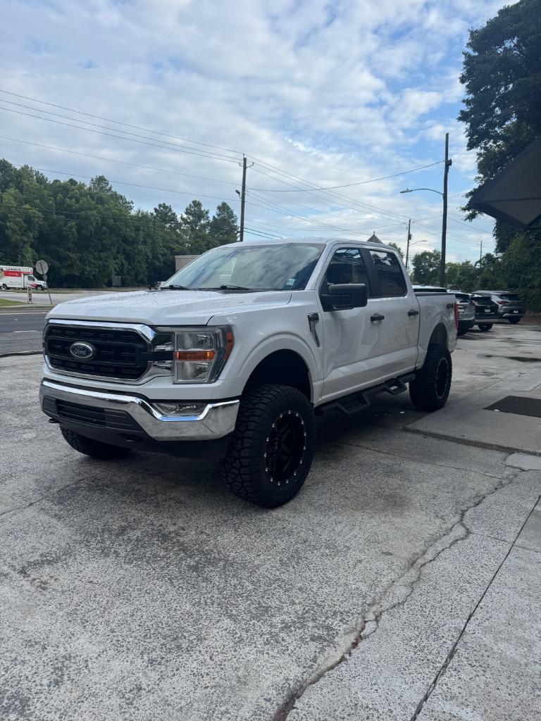 2022 Ford F-150 - $33,500