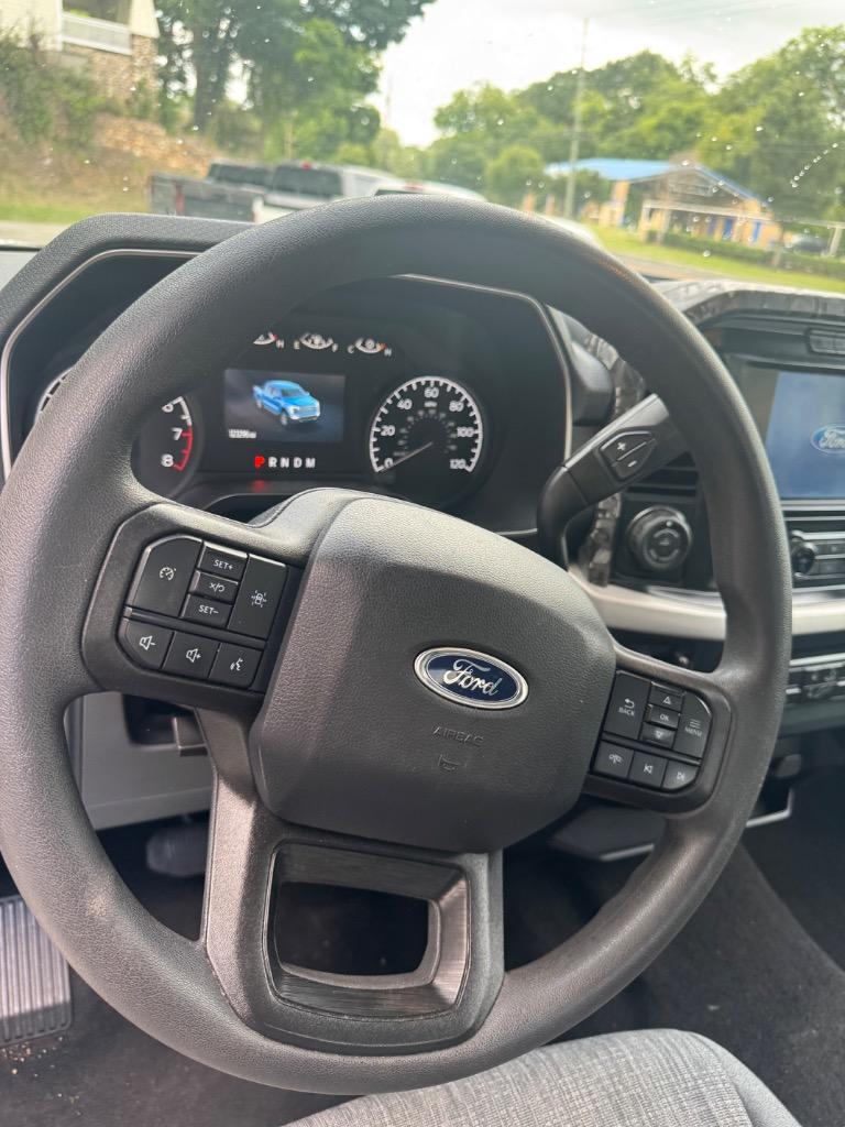 2022 Ford F-150 - $33,500