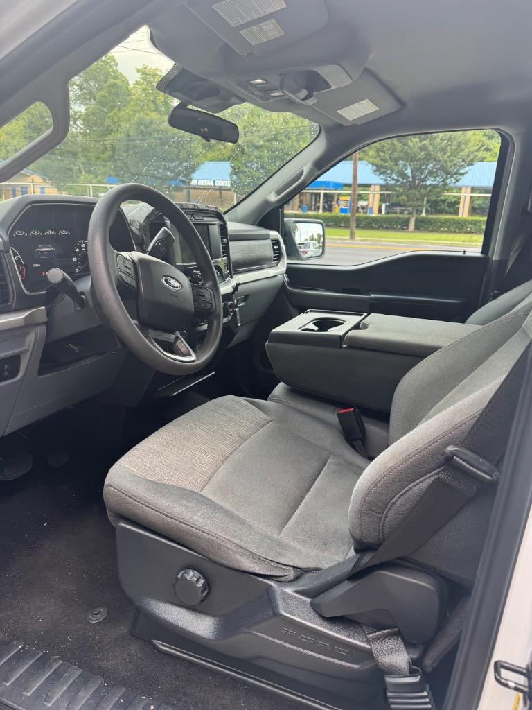 2022 Ford F-150 - $33,500