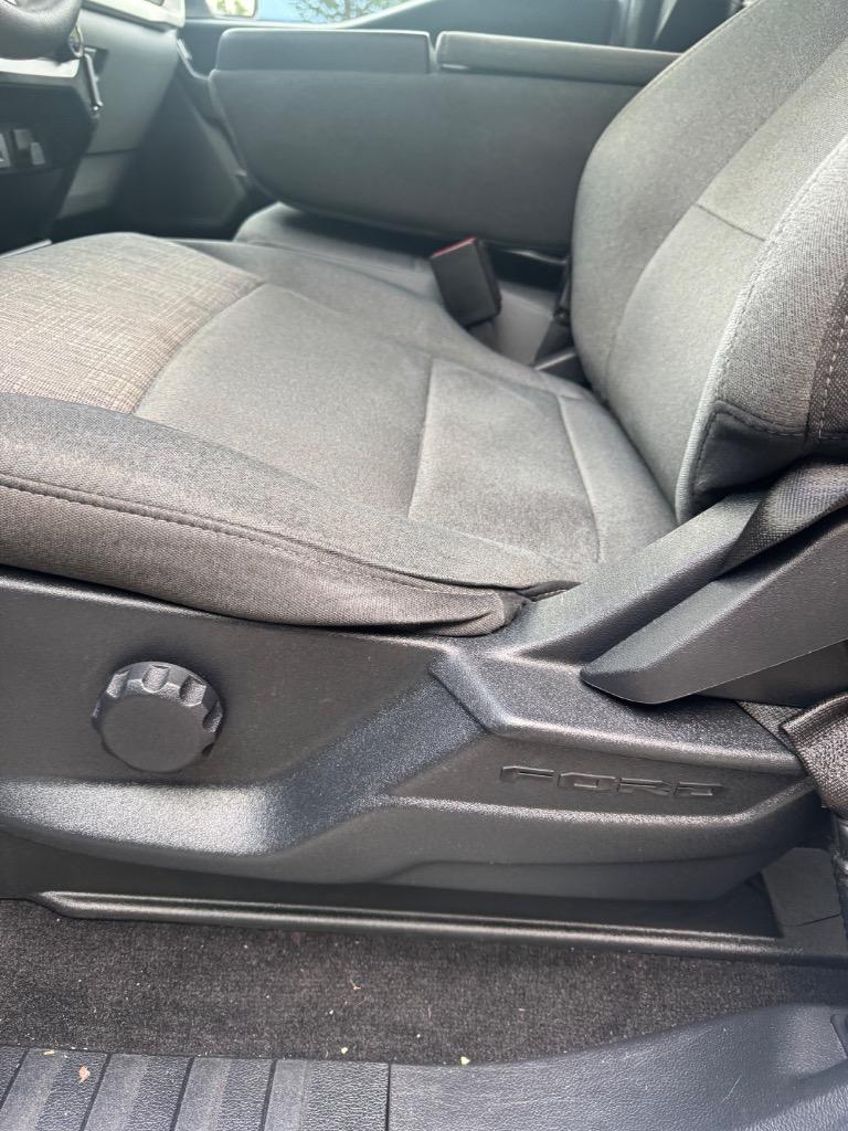 2022 Ford F-150 - $33,500