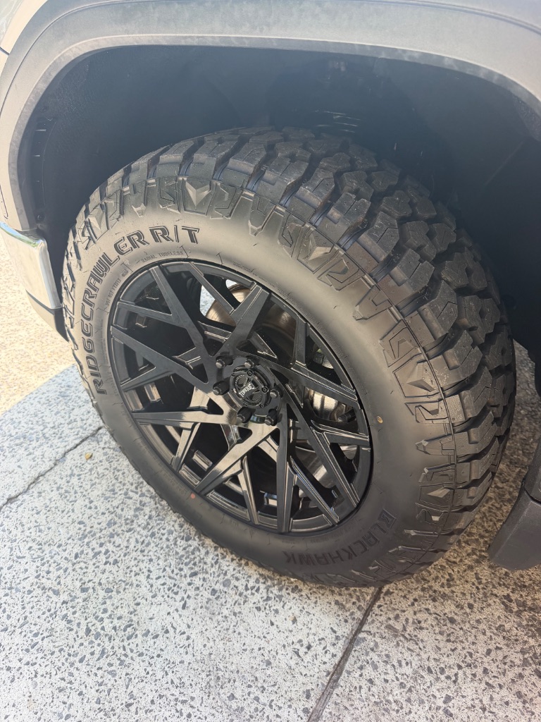 2023 GMC Sierra - $25,900