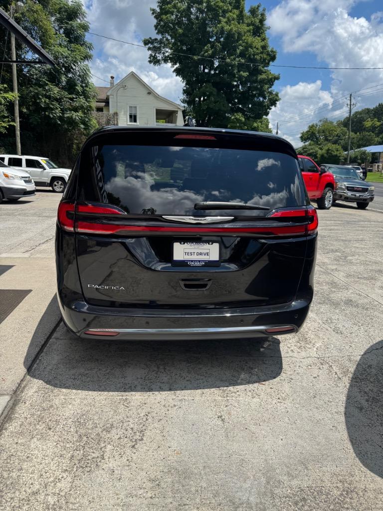 2025 Chrysler Pacifica - $24,900